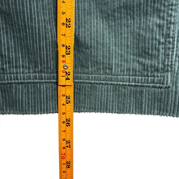 Madewell Corduroy Crop Dorset Blazer in the color Faded Shale Size Large - Picture 10 of 11